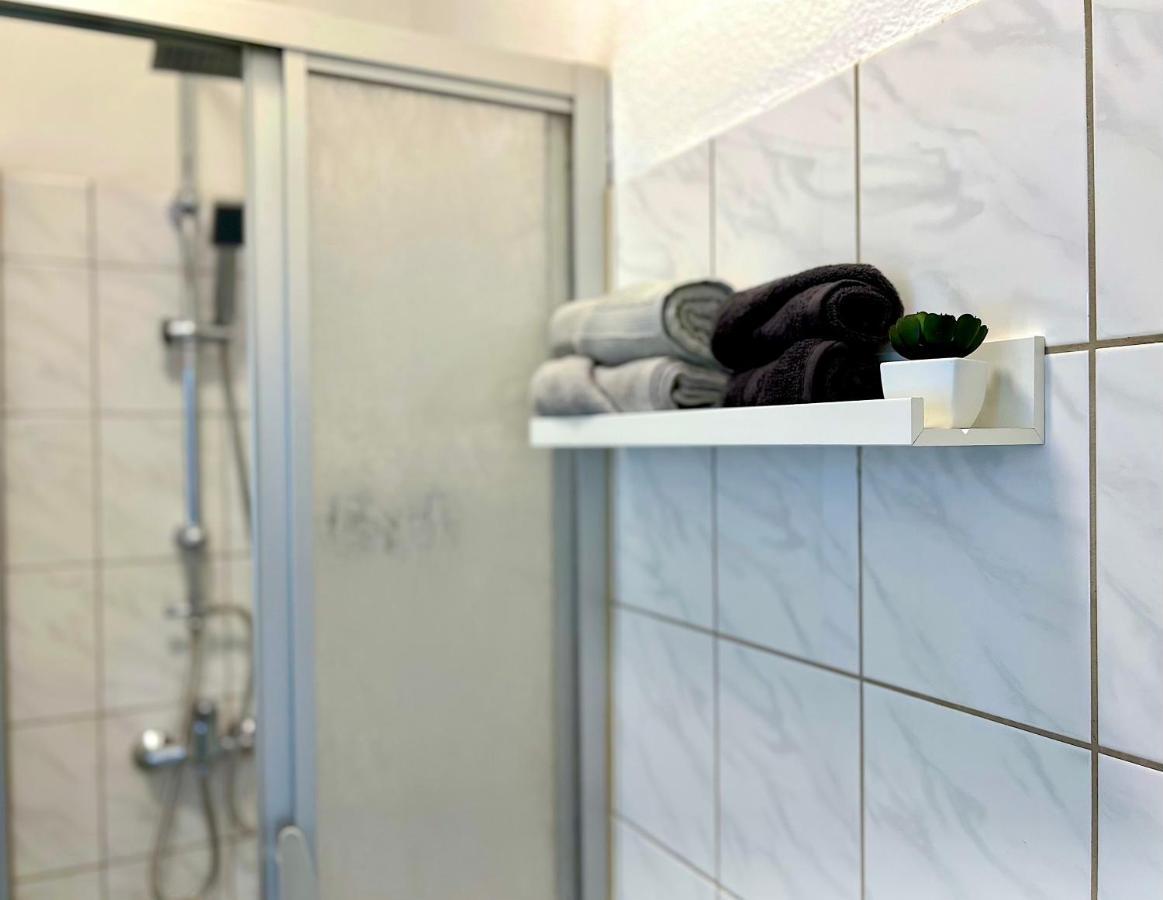 Elbling Apartment Mit Terrasse - Netflix - Parkplatz - Weinbergblick Meißen Exteriör bild