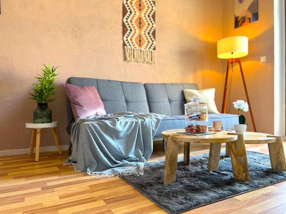 Elbling Apartment Mit Terrasse - Netflix - Parkplatz - Weinbergblick Meißen Exteriör bild