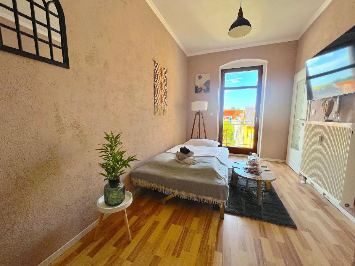 Elbling Apartment Mit Terrasse - Netflix - Parkplatz - Weinbergblick Meißen Exteriör bild